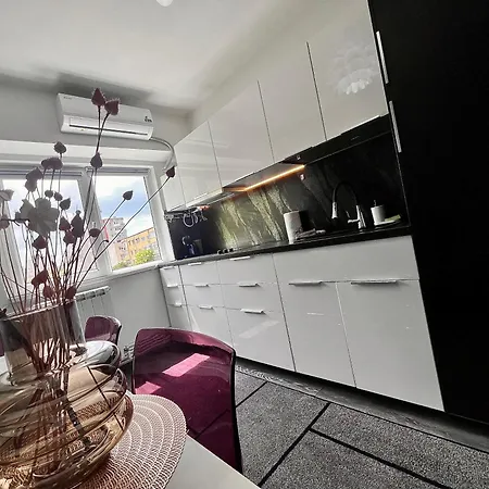 Flh Liberty - 2 Queen Beds, Balcony & Free Parking Constanţa