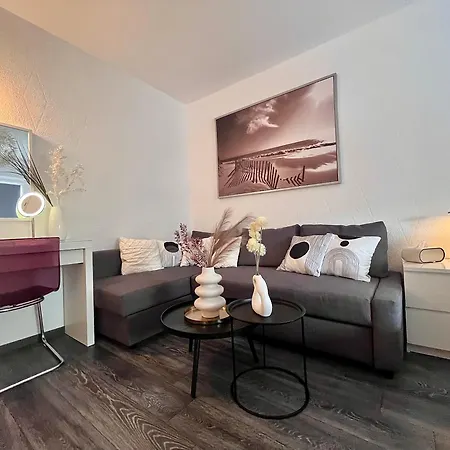 Апартаменти Flh - Liberty With Balcony & Free Parking