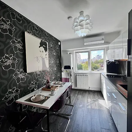 Flh Liberty - 2 Queen Beds, Balcony & Free Parking * Constanta