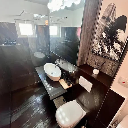 Flh Liberty - 2 Queen Beds, Balcony & Free Parking * كونستانتا