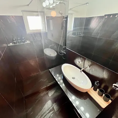 شقة Flh Liberty - 2 Queen Beds, Balcony & Free Parking كونستانتا