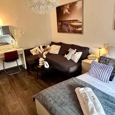 公寓 Flh Liberty - 2 Queen Beds, Balcony & Free Parking 康斯坦察