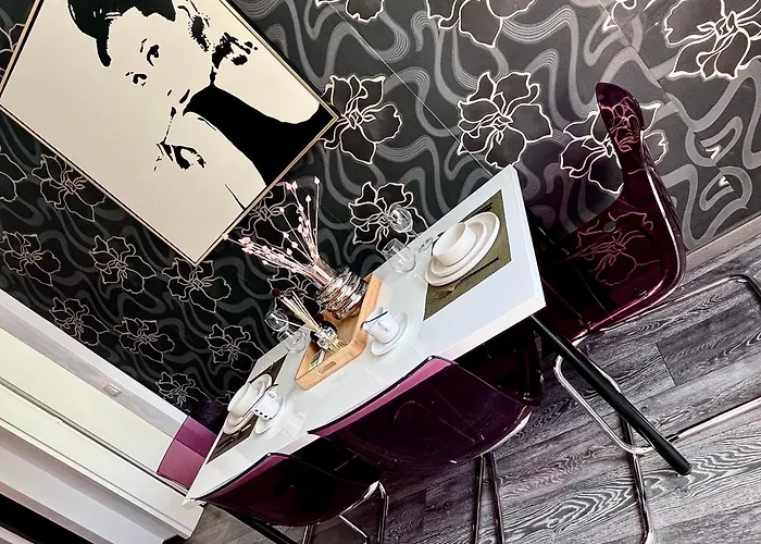 アパート Flh Liberty - 2 Queen Beds, Balcony & Free Parking *