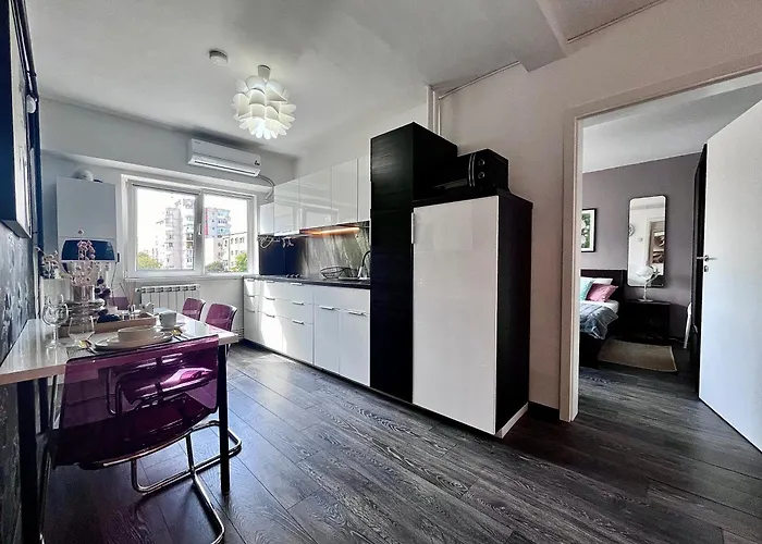 アパート Flh Liberty - 2 Queen Beds, Balcony & Free Parking コンスタンツァ