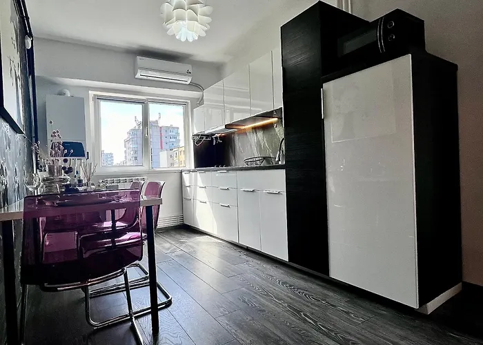 Flh Liberty - 2 Queen Beds, Balcony & Free Parking * コンスタンツァ