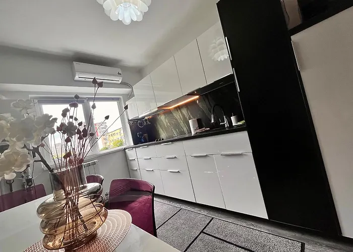 Flh Liberty - 2 Queen Beds, Balcony & Free Parking アパート *