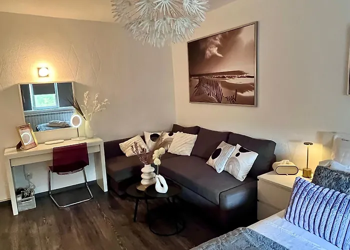 Flh Liberty - 2 Queen Beds, Balcony & Free Parking アパート