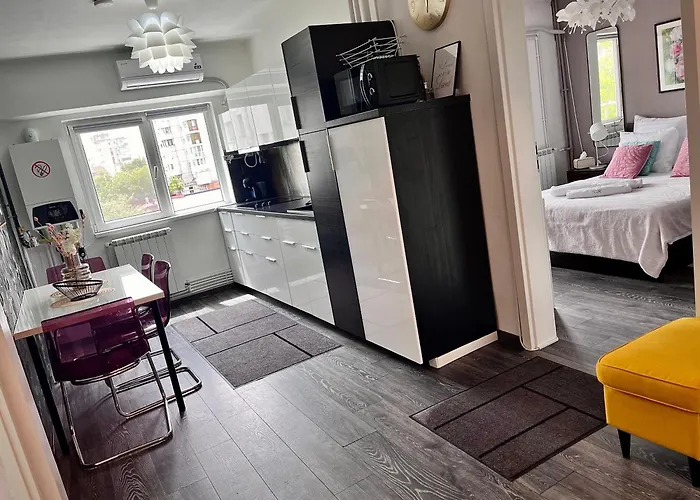 アパート Flh Liberty - 2 Queen Beds, Balcony & Free Parking *