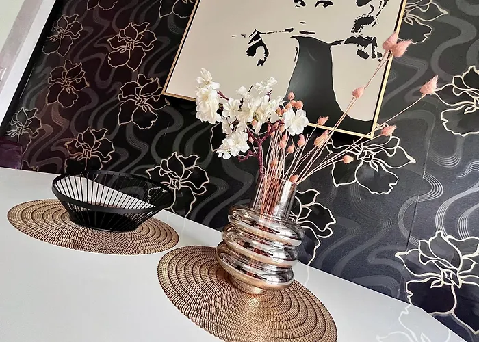 アパート Flh Liberty - 2 Queen Beds, Balcony & Free Parking コンスタンツァ