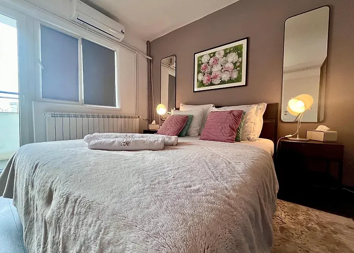 Flh Liberty - 2 Queen Beds, Balcony & Free Parking * コンスタンツァ