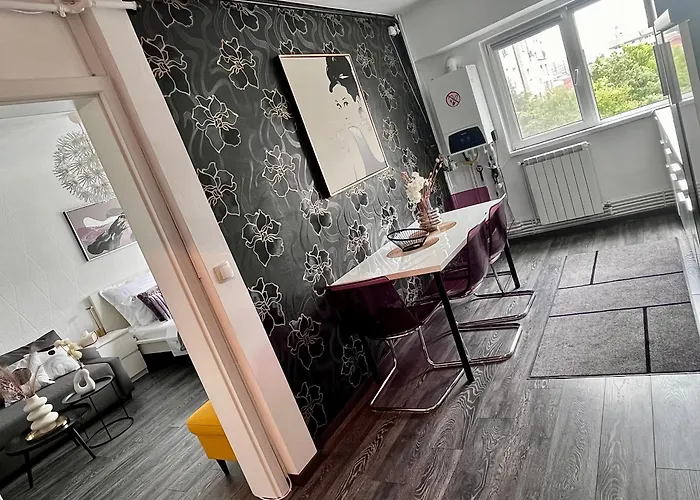 Flh Liberty - 2 Queen Beds, Balcony & Free Parking アパート *