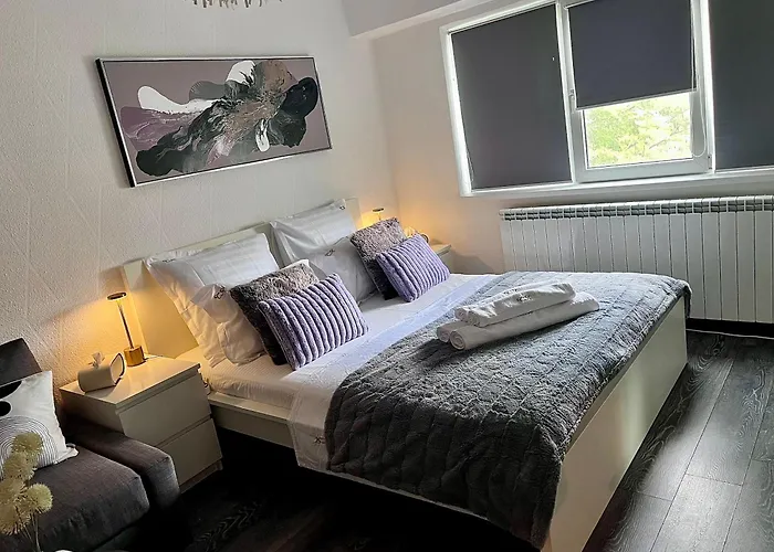 アパート Flh Liberty - 2 Queen Beds, Balcony & Free Parking *