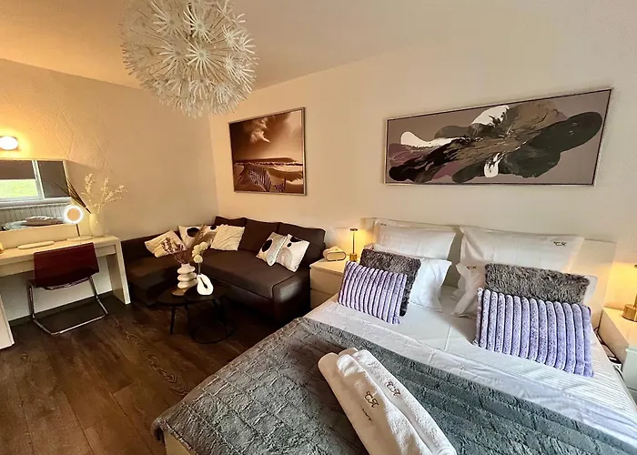 Flh Liberty - 2 Queen Beds, Balcony & Free Parking アパート コンスタンツァ