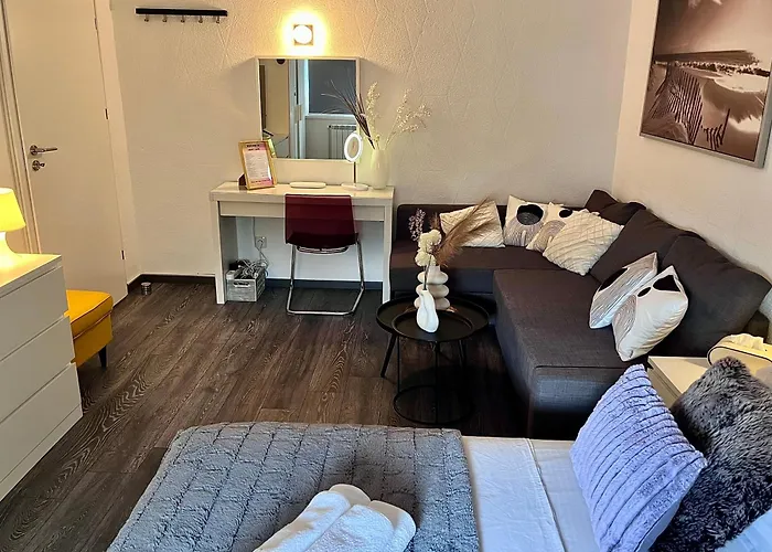 Flh Liberty - 2 Queen Beds, Balcony & Free Parking * コンスタンツァ