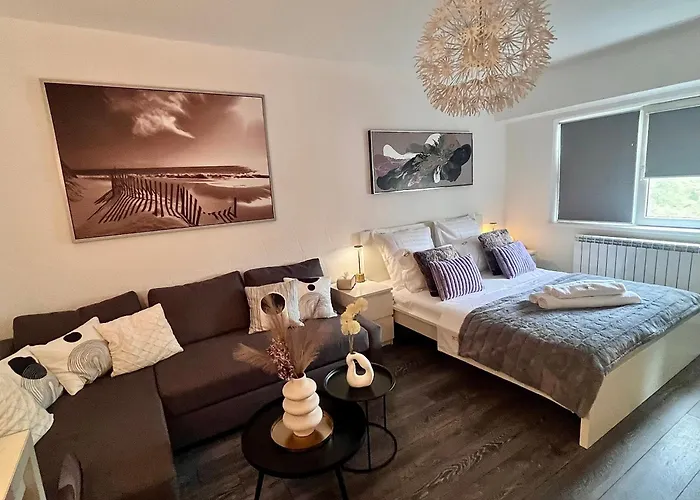 Flh Liberty - 2 Queen Beds, Balcony & Free Parking * コンスタンツァ